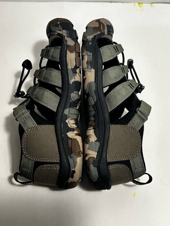 KEEN Men\'s Newport H2 Sandal in Camouflage - Drawstring Size US 7.0 main image 10
